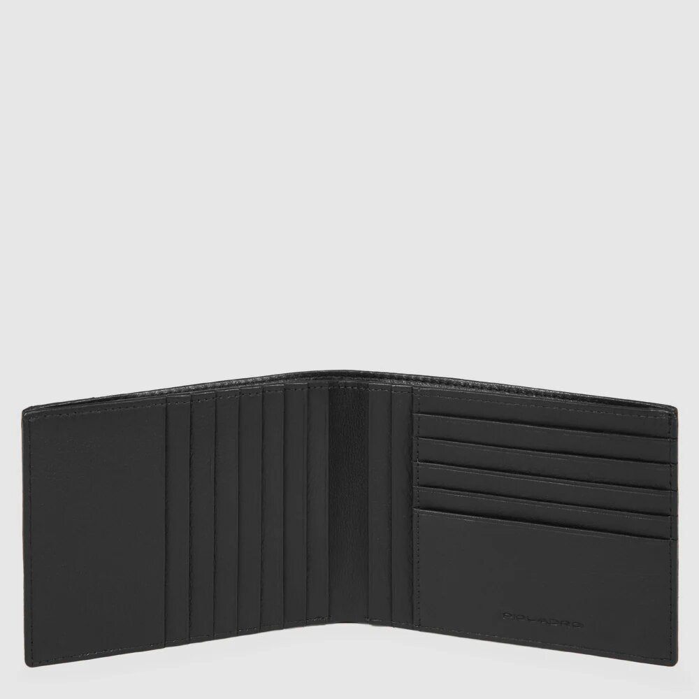 piquadro, portafoglio uomo, Pelletteria uomo, Accessori in pelle uomo, Prodotti in pelle uomo, Pelletteria di lusso uomo, Pelle uomo eleganza, Pelle uomo alta qualità, Accessori uomo in pelle, Portafogli pelle uomo, Porta carte di Credito,  Pelletteria uomo elegante, Pelletteria uomo casual, Borse pelle uomo da lavoro, Borse pelle uomo da viaggio, Pelletteria uomo per occasioni speciali, Accessori pelle uomo da regalo, Pelle di alta qualità uomo, Pelle morbida uomo, Pelle italiana, Pelletteria uomo sconto,