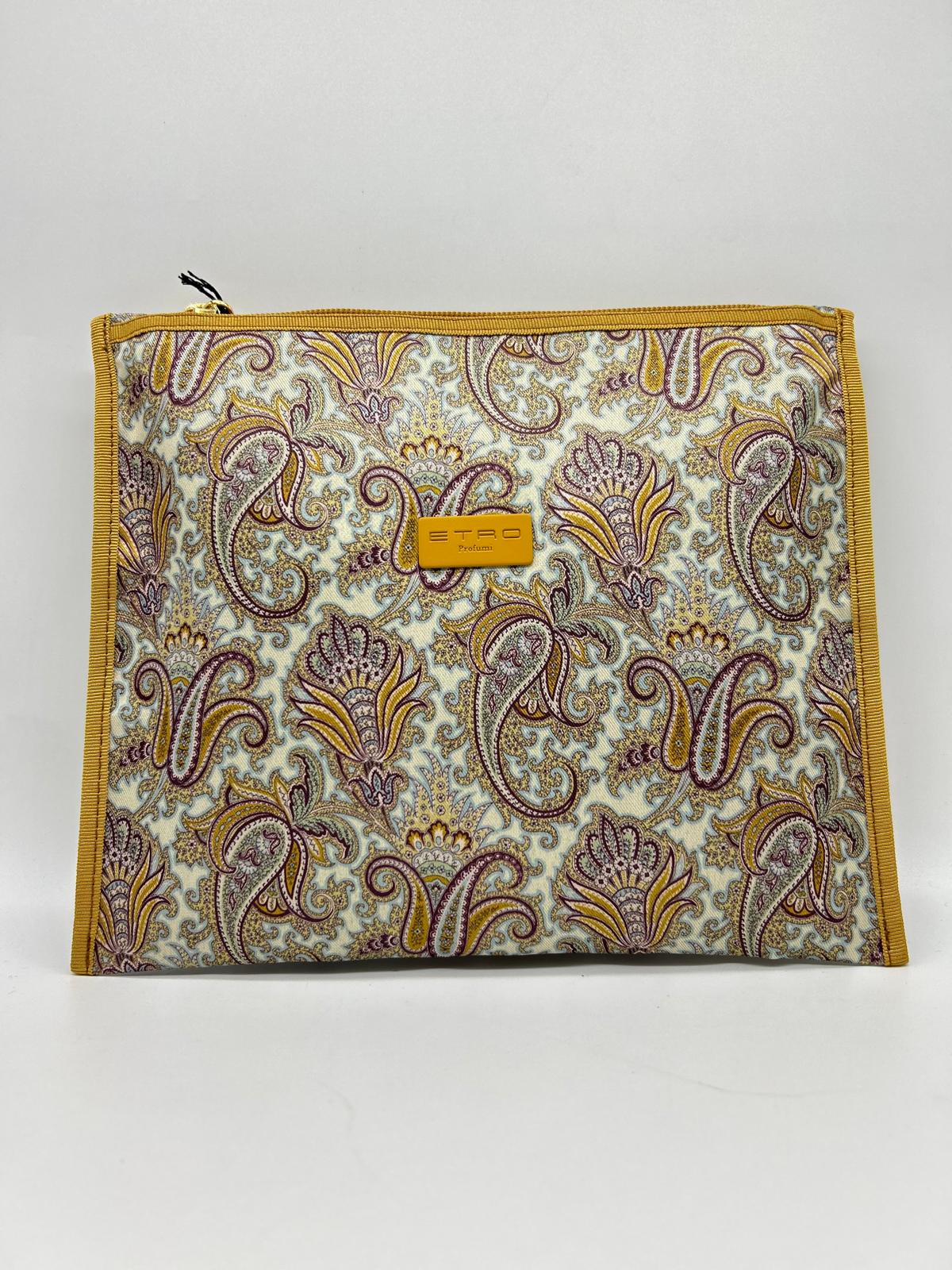 ETRO – “Trousse Quadrata"