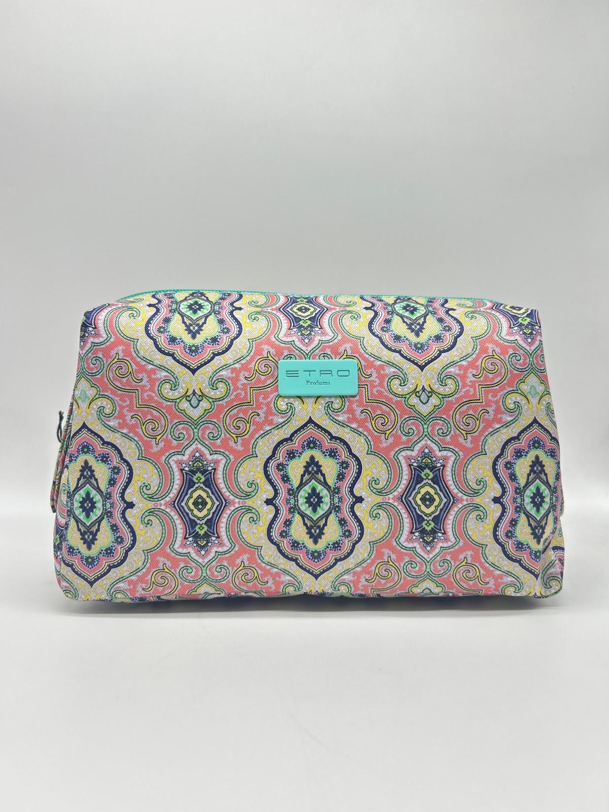 ETRO – “Trousse con Elastici”