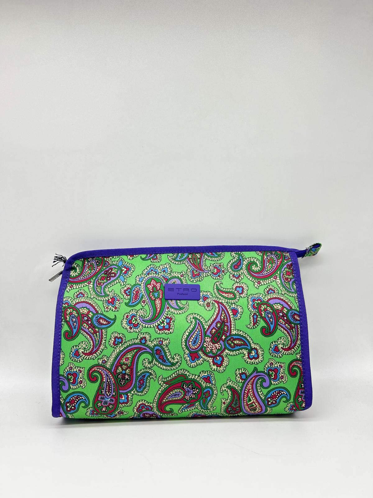 Beauty case, Beauty case donna, Beauty case viaggio, Beauty case make-up, Beauty case in pelle, Beauty case trucco, Beauty case tendenze 2025, Beauty case porta trucco, Beauty case da viaggio per uomini, Beauty case con divisori, Beauty case elegante