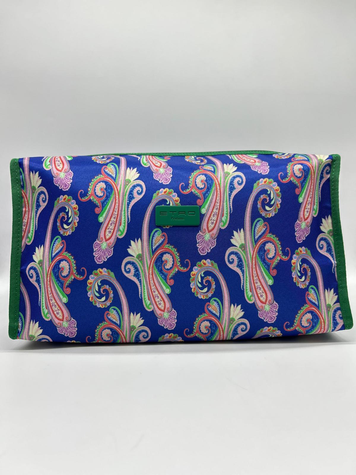 Beauty case, Beauty case donna, Beauty case viaggio, Beauty case make-up, Beauty case in pelle, Beauty case trucco, Beauty case tendenze 2025, Beauty case porta trucco, Beauty case da viaggio per uomini, Beauty case con divisori, Beauty case elegante