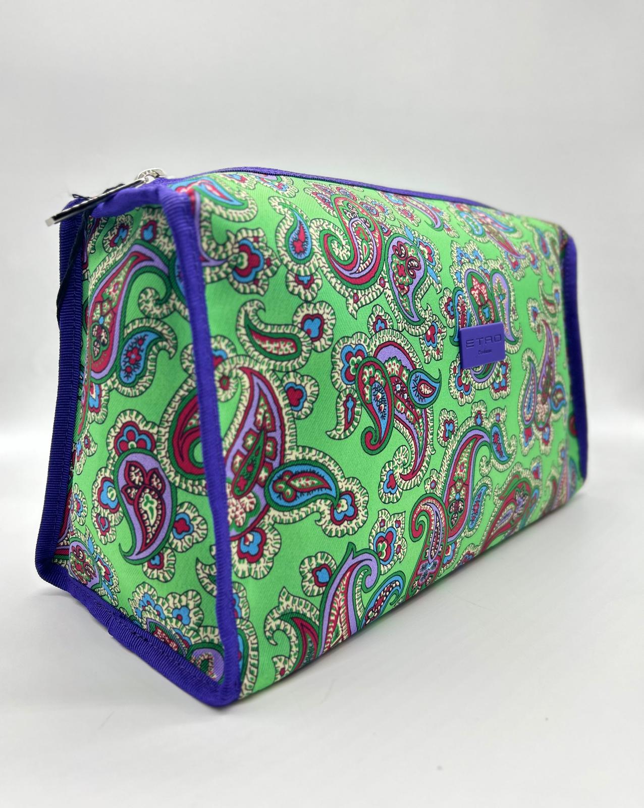 Beauty case, Beauty case donna, Beauty case viaggio, Beauty case make-up, Beauty case in pelle, Beauty case trucco, Beauty case tendenze 2025, Beauty case porta trucco, Beauty case da viaggio per uomini, Beauty case con divisori, Beauty case elegante