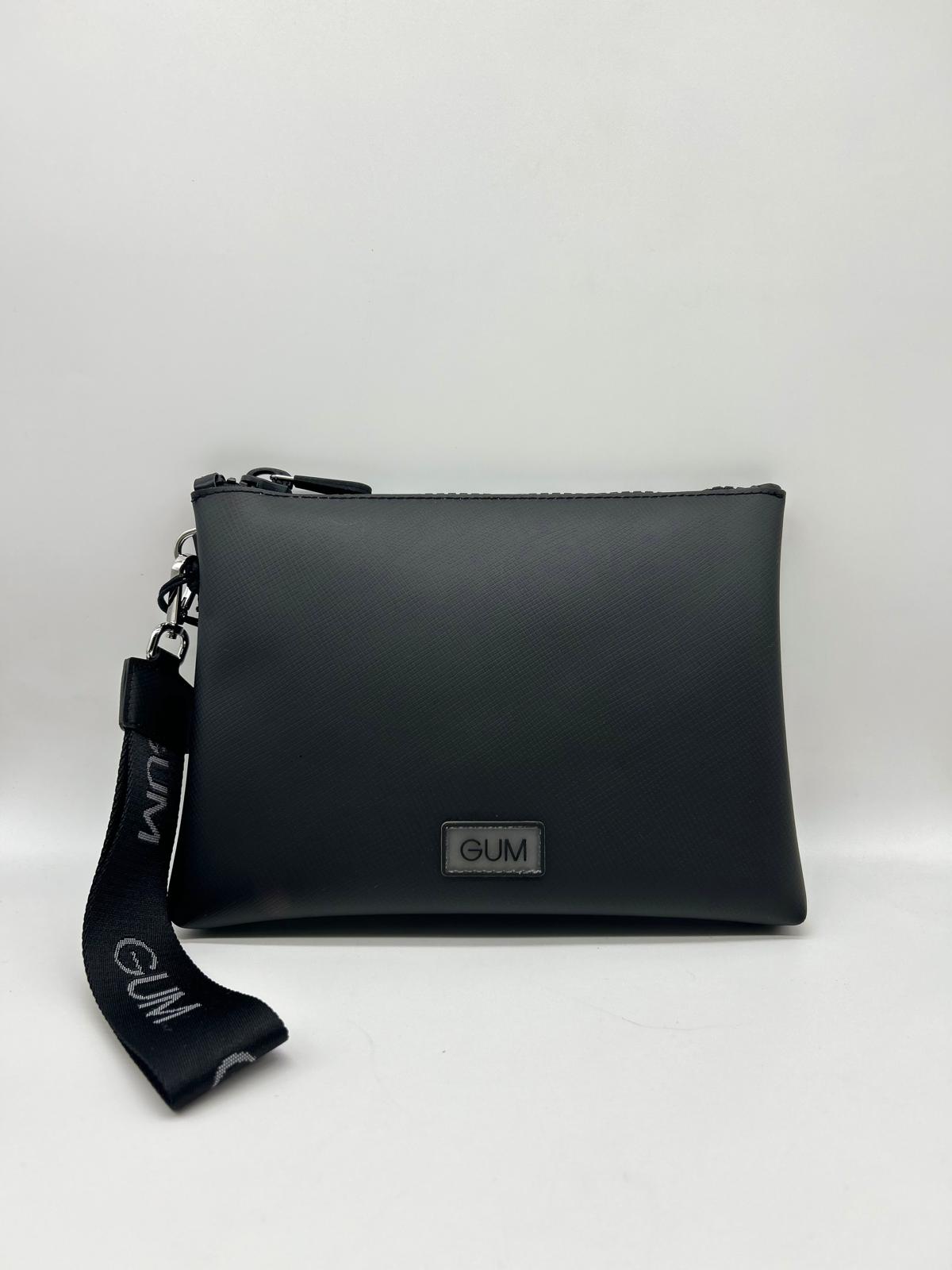Pelletteria donna The Bridge, Accessori in pelle donna, Prodotti in pelle donna, Pelletteria di lusso donna, Pelle donna eleganza, Pelle donna alta qualità, Accessori donna in pelle, Borse pelle donna, Portafogli pelle donna, Zaini pelle donna, Portachiavi in pelle donna, Porta carte di credito donna, Borse tracolla pelle donna, Valigie pelle donna, Pelletteria donna elegante, Pelletteria donna casual, Borse pelle donna da lavoro, Borse pelle donna da viaggio, Pelletteria donna per occasioni speciali, Acces