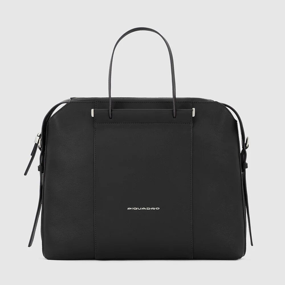 piquadro, borsa da lavoro porta pc e ipad, borsa da lavoro donna, Pelletteria donna, Accessori in pelle donna, Prodotti in pelle donna, Pelletteria di lusso donna, Pelle donna eleganza, Pelle donna alta qualità, Accessori donna in pelle, Borse pelle donna, Pelletteria donna elegante, Pelletteria donna casual, Borse pelle donna da lavoro, Borse pelle donna da viaggio, Pelletteria donna per occasioni speciali, Accessori pelle donna per regalo, Pelle di alta qualità donna, Pelle morbida donna, Pelle italiana d