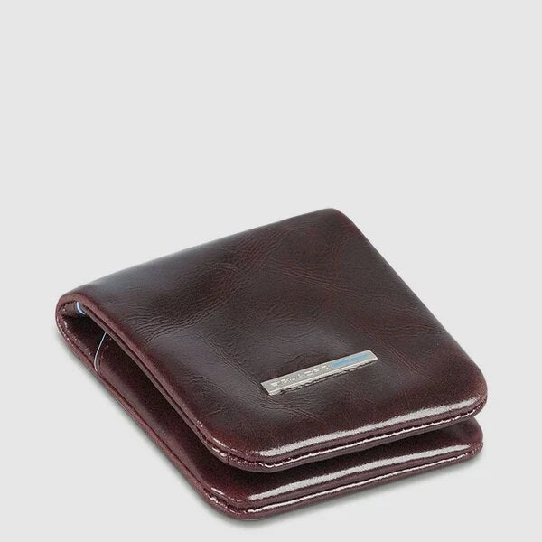 piquadro, porta spicci, porta spicci uomo, Pelletteria uomo, Accessori in pelle uomo, Prodotti in pelle uomo, Pelletteria di lusso uomo, Pelle uomo eleganza, Pelle uomo alta qualità, Accessori uomo in pelle, Portafogli pelle uomo, Porta carte di Credito, Pelletteria uomo elegante, Pelletteria uomo casual, Borse pelle uomo da lavoro, Pelletteria uomo per occasioni speciali, Accessori pelle uomo da regalo, Pelle di alta qualità uomo, Pelle morbida uomo, Pelle italiana, Pelletteria uomo sconto, Acquisto pellet