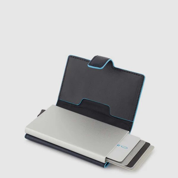 piquadro, portacarte di credito in metallo, sliding system, portacarte uomo, Pelletteria uomo, Accessori in pelle uomo, Prodotti in pelle uomo, Pelletteria di lusso uomo, Pelle uomo eleganza, Pelle uomo alta qualità, Accessori uomo in pelle, Portafogli pelle uomo, Porta carte di Credito, Pelletteria uomo elegante, Pelletteria uomo casual, Borse pelle uomo da lavoro, Pelletteria uomo per occasioni speciali, Accessori pelle uomo da regalo, Pelle di alta qualità uomo, Pelle morbida uomo, Pelle italiana, Pellet