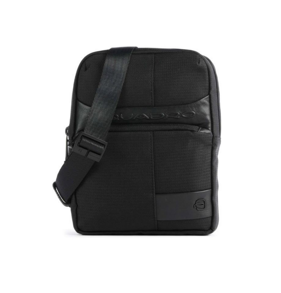piquadro, tracolla piccola in stoffa, tracolla piccola, tracolla uomo, Pelletteria uomo, Accessori in pelle uomo, Prodotti in pelle uomo, Pelletteria di lusso uomo, Pelle uomo eleganza, Pelle uomo alta qualità, Accessori uomo in pelle, Borse pelle uomo, Borse tracolla pelle uomo, Pelletteria uomo elegante, Pelletteria uomo casual, Borse pelle uomo da lavoro, Borse pelle uomo da viaggio, Pelletteria uomo per occasioni speciali, Accessori pelle uomo da regalo, Pelle di alta qualità uomo, Pelle morbida uomo, P