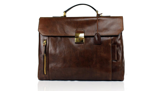the bridge, cartella passpatout, cartella da lavoro, Pelletteria uomo donna, Accessori in pelle uomo donna , Prodotti in pelle uomo donna, Pelletteria di lusso uomo donna, Pelle uomo donna eleganza, Pelle uomo donna alta qualità, Accessori uomo donna in pelle, Borse pelle uomo donna,  Borse tracolla pelle uomo donna, Pelletteria uomo donna elegante, Pelletteria uomo donna casual, Borse pelle uomo donna da lavoro, Borse pelle uomo donna da viaggio, Pelletteria uomo