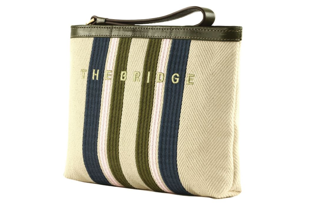 the bridge, pochette mare, Pelletteria donna the bridge, Accessori in pelle donna, Prodotti in pelle donna, Pelletteria di lusso donna, Pelle donna eleganza, Pelle donna alta qualità, Accessori donna in pelle, Borse pelle donna, Pelletteria donna elegante, Pelletteria donna casual, Borse pelle donna da lavoro, Borse pelle donna da viaggio, Pelletteria donna per occasioni speciali, Accessori pelle donna per regalo, Pelle di alta qualità donna, Pelle morbida donna, Pelle italiana donna, Pelletteria donna scon