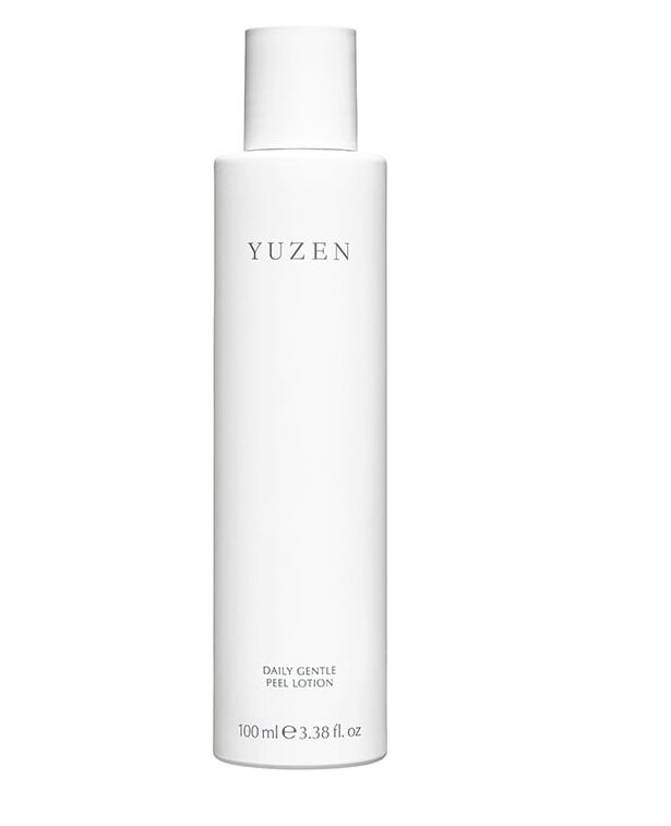 Cosmetici per il viso, Trattamenti viso, Prodotti per la cura del viso, Cura della pelle viso, Cosmetici viso uomo donna, Prodotti cosmetici per pelle matura e giovane, Crema viso idratante, Siero viso, Tonico viso, Latte detergente, Esfoliante viso, Maschera viso, Contorno occhi, Crema anti-rughe, Crema notte viso, Crema solare viso, Crema per pelle sensibile, Cosmetici per pelle grassa, Cosmetici per pelle secca, Cosmetici per pelle mista, Cosmetici per pelle acneica, Cosmetici per pelle sensibile, Cosmet