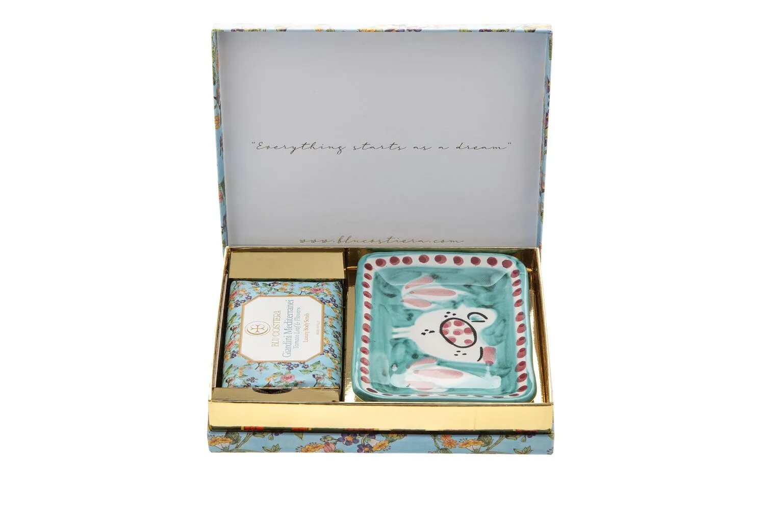 blu costiera, box giardini mediterranei, Set di saponi artigianali, Set di saponi naturali, Set di saponi profumati, Set di saponi biologici, Confezione regalo saponi, Set di saponi per il corpo, Set di saponi per le mani, Kit saponi esfolianti, Set di saponi idratanti, Set di saponi regalo, Set di saponi per Natale, Set di saponi per San Valentino, Set di saponi per la festa della mamma, Set di saponi per ospiti, Set di saponi ecologici, Set di saponi vegani, Set di saponi fatti a mano