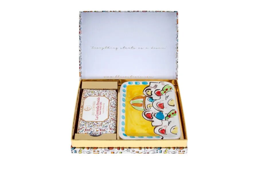 blu costiera, box la corricella, Set di saponi artigianali, Set di saponi naturali, Set di saponi profumati, Set di saponi biologici, Confezione regalo saponi, Set di saponi per il corpo, Set di saponi per le mani, Kit saponi esfolianti, Set di saponi idratanti, Set di saponi regalo, Set di saponi per Natale, Set di saponi per San Valentino, Set di saponi per la festa della mamma, Set di saponi per ospiti, Set di saponi ecologici, Set di saponi vegani, Set di saponi fatti a mano