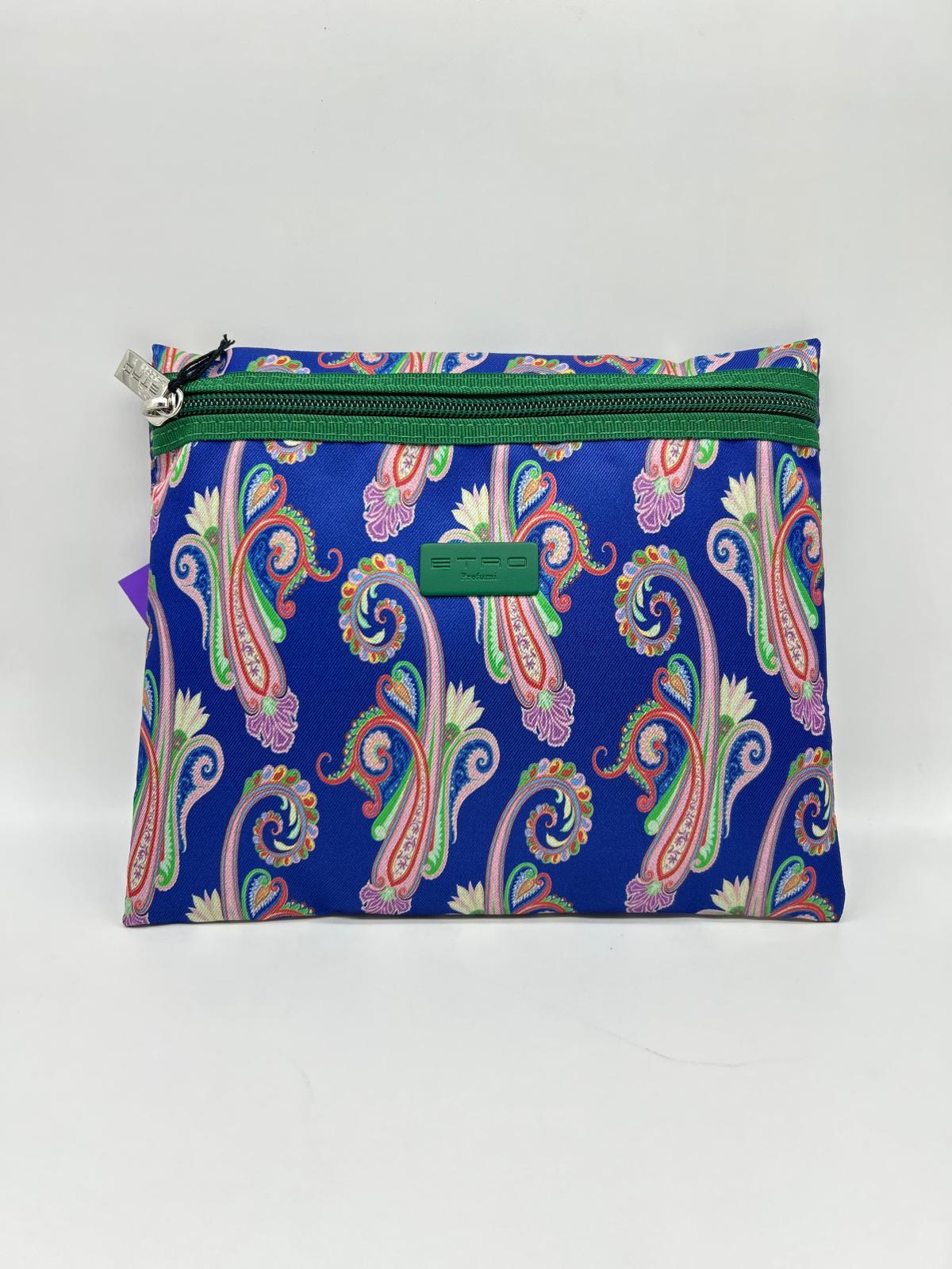 Beauty case, Beauty case donna,  Beauty case viaggio, Beauty case make-up, Beauty case in pelle,  Beauty case trucco, Beauty case tendenze 2025,  Beauty case porta trucco, Beauty case da viaggio per uomini, Beauty case con divisori, Beauty case elegante

