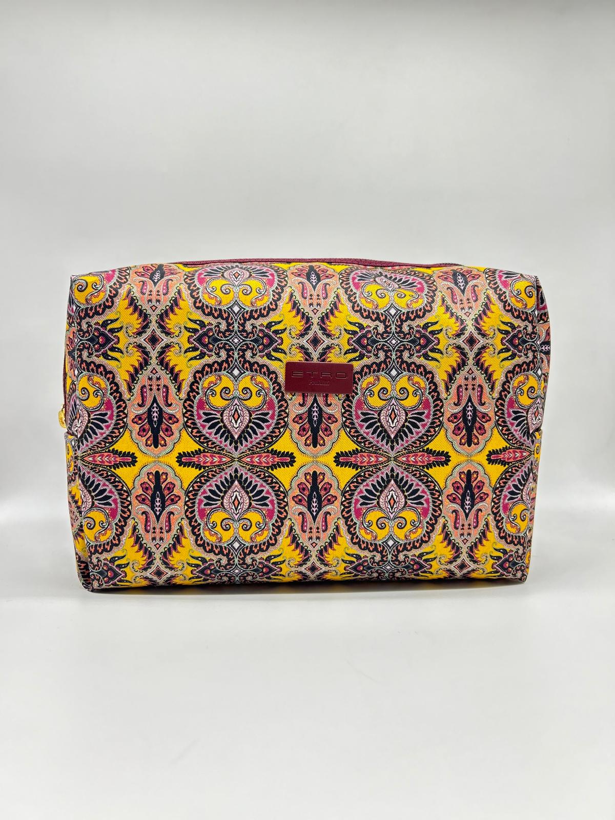  Beauty case, Beauty case donna,  Beauty case viaggio, Beauty case make-up, Beauty case in pelle,  Beauty case trucco, Beauty case tendenze 2025,  Beauty case porta trucco, Beauty case da viaggio per uomini, Beauty case con divisori, Beauty case elegante