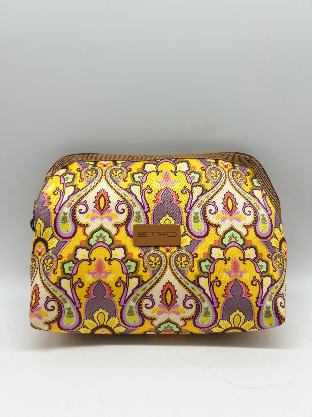  Beauty case, Beauty case donna,  Beauty case viaggio, Beauty case make-up, Beauty case in pelle,  Beauty case trucco, Beauty case tendenze 2025,  Beauty case porta trucco, Beauty case da viaggio per uomini, Beauty case con divisori, Beauty case elegante