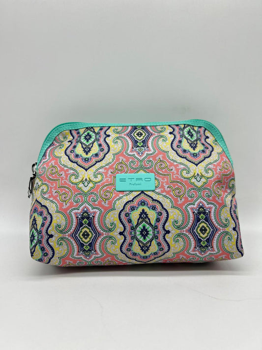 Beauty case, Beauty case donna,  Beauty case viaggio, Beauty case make-up, Beauty case in pelle,  Beauty case trucco, Beauty case tendenze 2025,  Beauty case porta trucco, Beauty case da viaggio per uomini, Beauty case con divisori, Beauty case elegante

