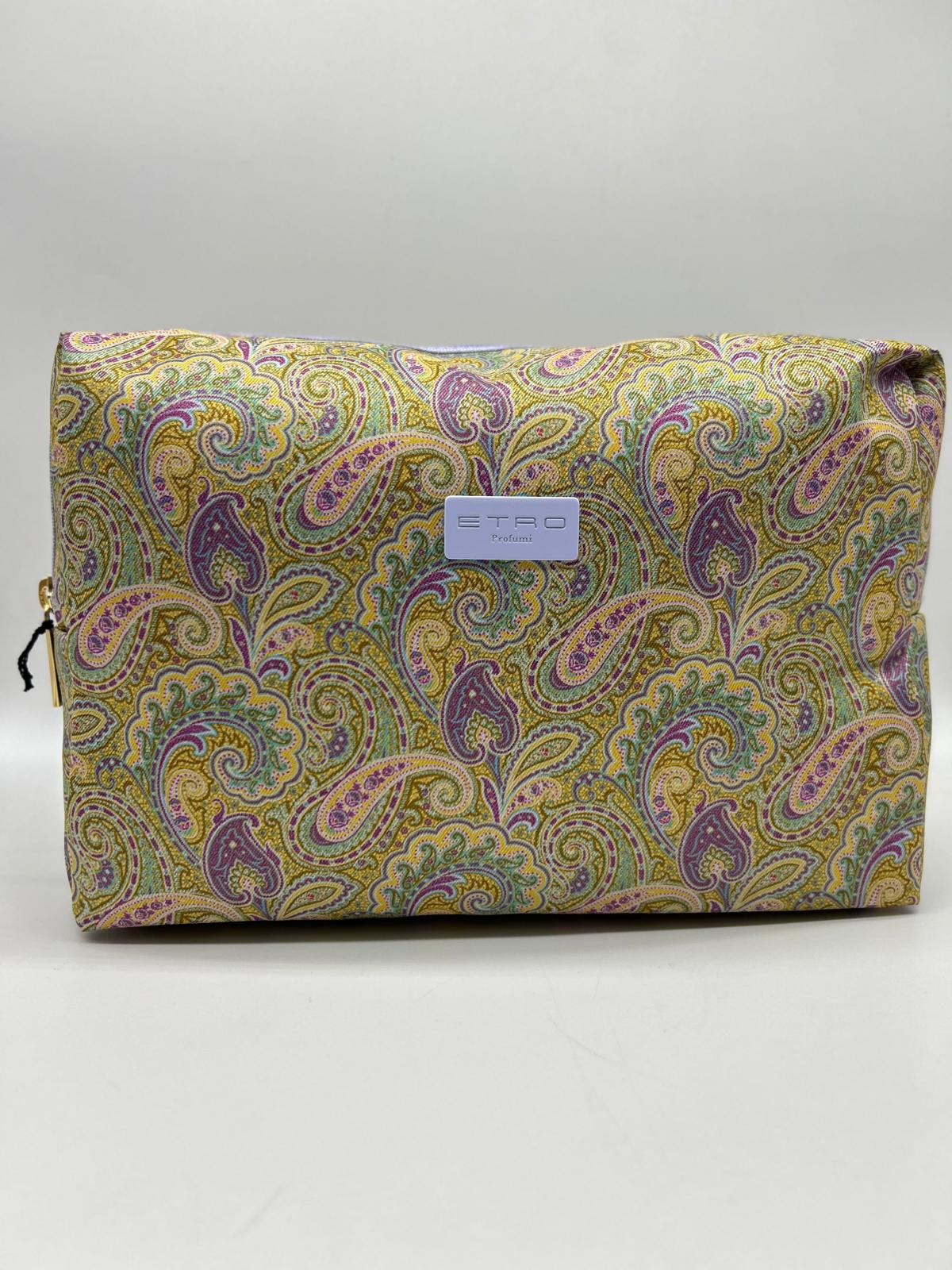  Beauty case, Beauty case donna,  Beauty case viaggio, Beauty case make-up, Beauty case in pelle,  Beauty case trucco, Beauty case tendenze 2025,  Beauty case porta trucco, Beauty case da viaggio per uomini, Beauty case con divisori, Beauty case elegante