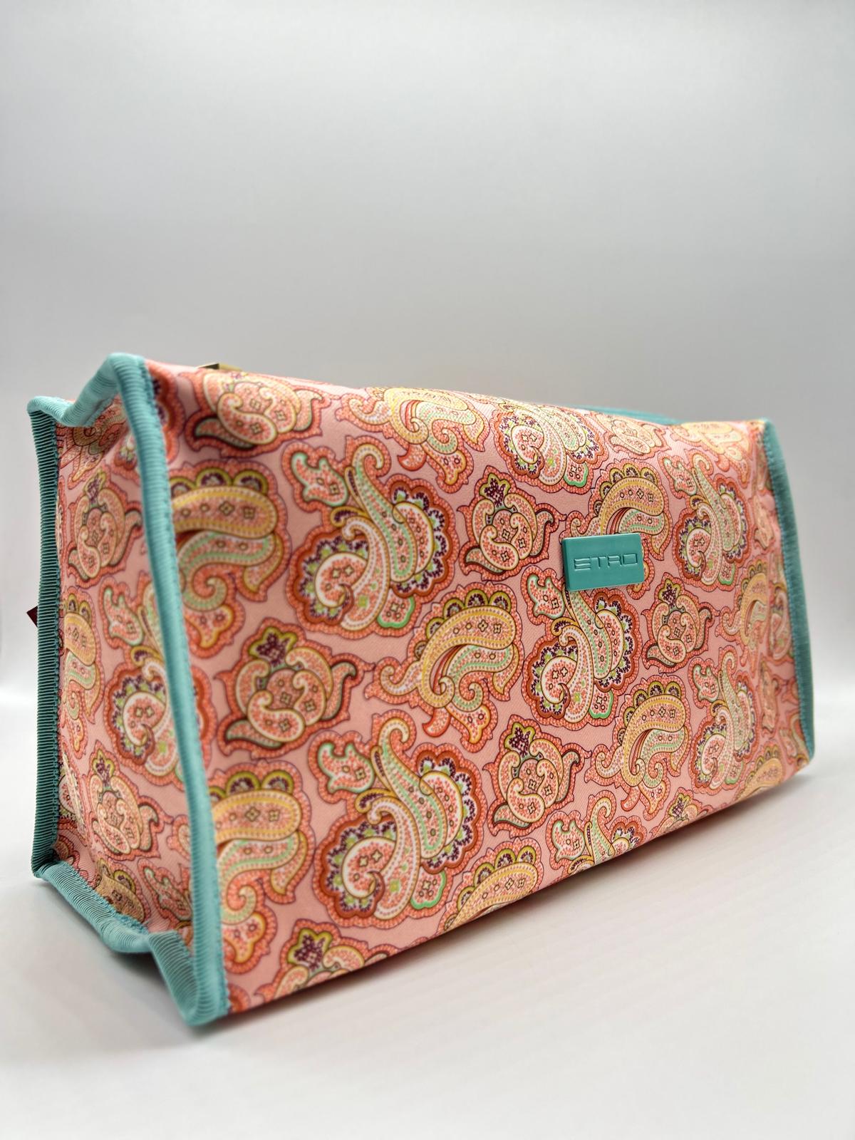  Beauty case, Beauty case donna,  Beauty case viaggio, Beauty case make-up, Beauty case in pelle,  Beauty case trucco, Beauty case tendenze 2025,  Beauty case porta trucco, Beauty case da viaggio per uomini, Beauty case con divisori, Beauty case elegante