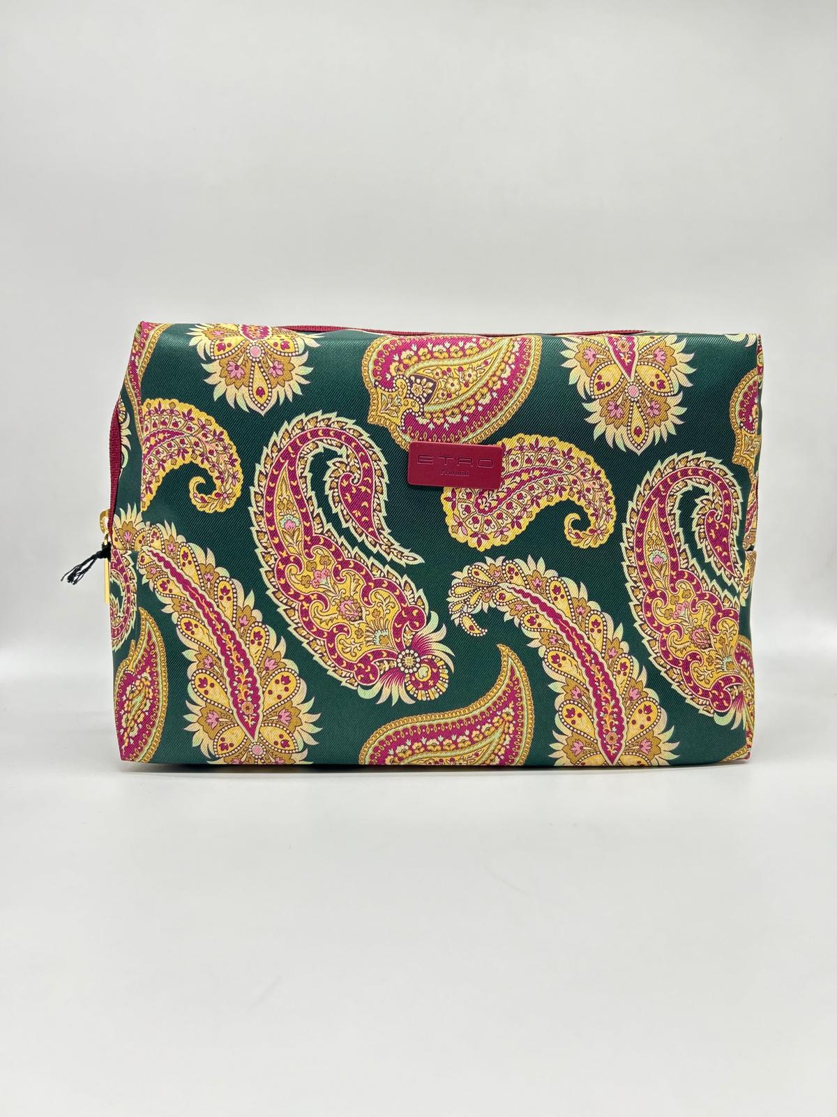  Beauty case, Beauty case donna,  Beauty case viaggio, Beauty case make-up, Beauty case in pelle,  Beauty case trucco, Beauty case tendenze 2025,  Beauty case porta trucco, Beauty case da viaggio per uomini, Beauty case con divisori, Beauty case elegante