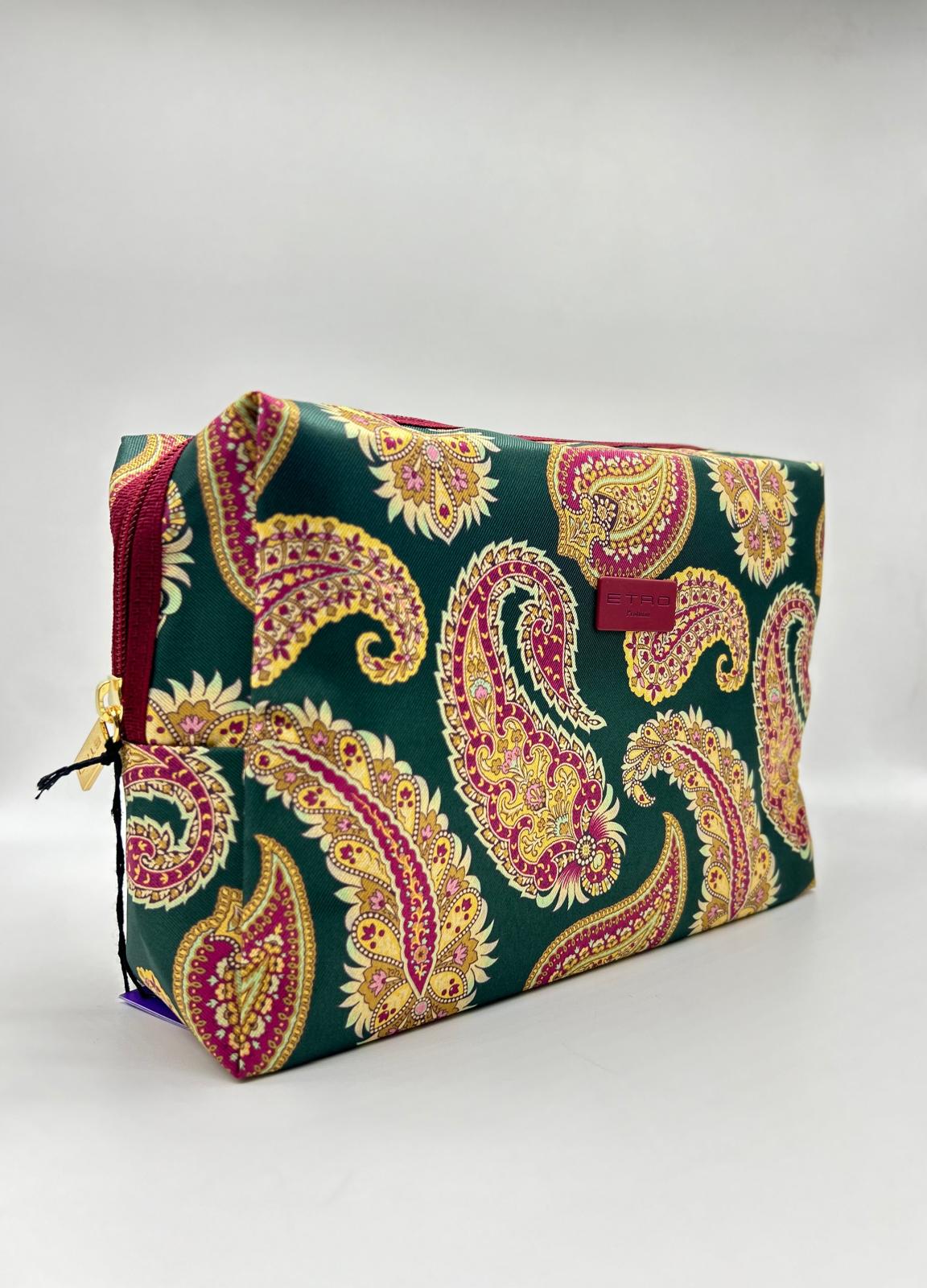  Beauty case, Beauty case donna,  Beauty case viaggio, Beauty case make-up, Beauty case in pelle,  Beauty case trucco, Beauty case tendenze 2025,  Beauty case porta trucco, Beauty case da viaggio per uomini, Beauty case con divisori, Beauty case elegante