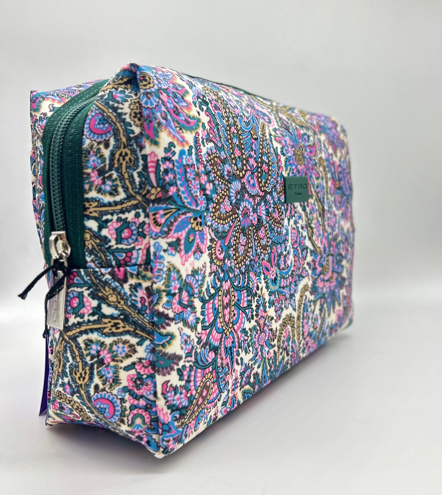  Beauty case, Beauty case donna,  Beauty case viaggio, Beauty case make-up, Beauty case in pelle,  Beauty case trucco, Beauty case tendenze 2025,  Beauty case porta trucco, Beauty case da viaggio per uomini, Beauty case con divisori, Beauty case elegante