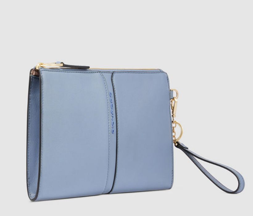 piquadro, pochette grande, pochette donna, pochette a mano, Pelletteria donna, Accessori in pelle donna, Prodotti in pelle donna, Pelletteria di lusso donna, Pelle donna eleganza, Pelle donna alta qualità, Accessori donna in pelle, Borse pelle donna, Pelletteria donna elegante, Pelletteria donna casual, Borse pelle donna da lavoro, Borse pelle donna da viaggio, Pelletteria donna per occasioni speciali, Accessori pelle donna per regalo, Pelle di alta qualità donna, Pelle morbida donna, Pelle italiana donna, 