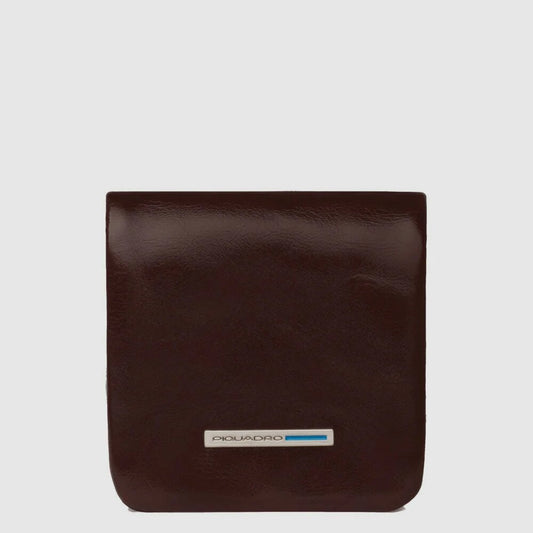 piquadro, porta spicci, porta spicci uomo, Pelletteria uomo, Accessori in pelle uomo, Prodotti in pelle uomo, Pelletteria di lusso uomo, Pelle uomo eleganza, Pelle uomo alta qualità, Accessori uomo in pelle, Portafogli pelle uomo, Porta carte di Credito, Pelletteria uomo elegante, Pelletteria uomo casual, Borse pelle uomo da lavoro, Pelletteria uomo per occasioni speciali, Accessori pelle uomo da regalo, Pelle di alta qualità uomo, Pelle morbida uomo, Pelle italiana, Pelletteria uomo sconto, Acquisto pellet