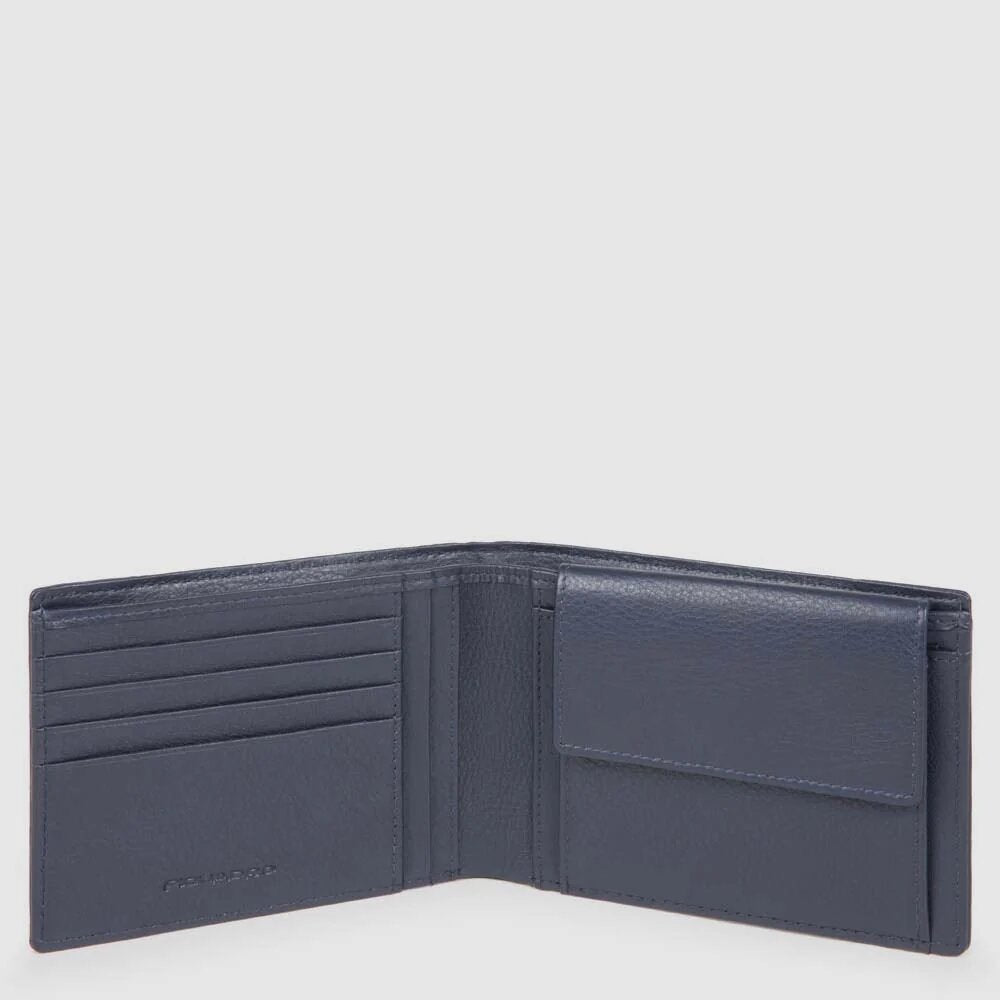 piquadro, portafoglio con portamonete, portafoglio uomo, Pelletteria uomo, Accessori in pelle uomo, Prodotti in pelle uomo, Pelletteria di lusso uomo, Pelle uomo eleganza, Pelle uomo alta qualità, Accessori uomo in pelle, Portafogli pelle uomo, Porta carte di Credito,  Pelletteria uomo elegante, Pelletteria uomo casual, Borse pelle uomo da lavoro, Borse pelle uomo da viaggio, Pelletteria uomo per occasioni speciali, Accessori pelle uomo da regalo, Pelle di alta qualità uomo, Pelle morbida uomo, Pelle italia