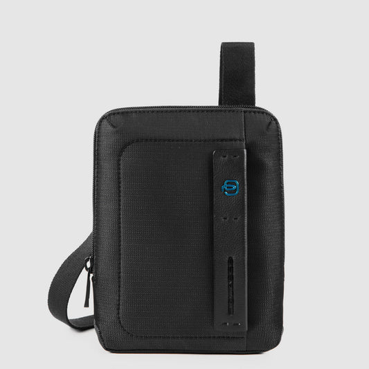 piquadro, tracolla piccola in stoffa, tracolla piccola, tracolla uomo, Pelletteria uomo, Accessori in pelle uomo, Prodotti in pelle uomo, Pelletteria di lusso uomo, Pelle uomo eleganza, Pelle uomo alta qualità, Accessori uomo in pelle, Borse pelle uomo, Borse tracolla pelle uomo, Pelletteria uomo elegante, Pelletteria uomo casual, Borse pelle uomo da lavoro, Borse pelle uomo da viaggio, Pelletteria uomo per occasioni speciali, Accessori pelle uomo da regalo, Pelle di alta qualità uomo, Pelle morbida uomo, P