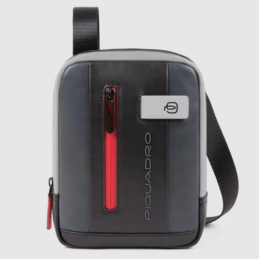 piquadro, tracolla piccola porta ipad, tracolla piccola, tracolla uomo, Pelletteria uomo, Accessori in pelle uomo, Prodotti in pelle uomo, Pelletteria di lusso uomo, Pelle uomo eleganza, Pelle uomo alta qualità, Accessori uomo in pelle, Borse pelle uomo, Borse tracolla pelle uomo, Pelletteria uomo elegante, Pelletteria uomo casual, Borse pelle uomo da lavoro, Borse pelle uomo da viaggio, Pelletteria uomo per occasioni speciali, Accessori pelle uomo da regalo, Pelle di alta qualità uomo, Pelle morbida uomo, 