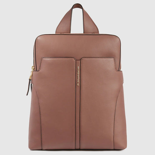 piquadro, zainetto porta pc, zainetto porta ipad, zainetto da lavoro, ziano donna, Pelletteria donna, Accessori in pelle donna, Prodotti in pelle donna, Pelletteria di lusso donna, Pelle donna eleganza, Pelle donna alta qualità, Accessori donna in pelle, Borse pelle donna, Zaini pelle donna,  Pelletteria donna elegante, Pelletteria donna casual, Borse pelle donna da lavoro, Borse pelle donna da viaggio, Pelletteria donna per occasioni speciali, Accessori pelle donna per regalo, Pelle di alta qualità donna, 