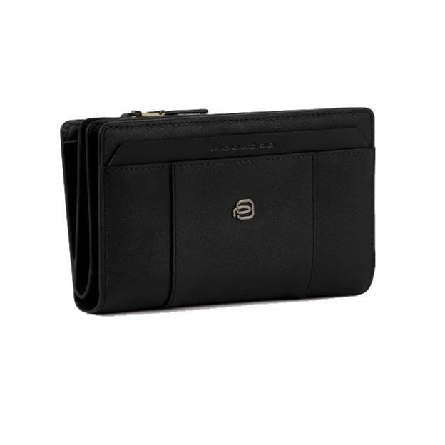 piquadro, portafoglio piccolo, portafoglio donna, Pelletteria donna, Accessori in pelle donna, Prodotti in pelle donna, Pelletteria di lusso donna, Pelle donna eleganza, Pelle donna alta qualità, Accessori donna in pelle, Portafogli pelle donna, Pelletteria donna elegante, Pelletteria donna casual, Borse pelle donna da lavoro, Borse pelle donna da viaggio, Pelletteria donna per occasioni speciali, Accessori pelle donna per regalo, Pelle di alta qualità donna, Pelle morbida donna, Pelle italiana donna, Pelle