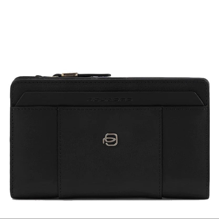 piquadro, portafoglio piccolo, portafoglio donna, Pelletteria donna, Accessori in pelle donna, Prodotti in pelle donna, Pelletteria di lusso donna, Pelle donna eleganza, Pelle donna alta qualità, Accessori donna in pelle, Portafogli pelle donna, Pelletteria donna elegante, Pelletteria donna casual, Borse pelle donna da lavoro, Borse pelle donna da viaggio, Pelletteria donna per occasioni speciali, Accessori pelle donna per regalo, Pelle di alta qualità donna, Pelle morbida donna, Pelle italiana donna, Pelle