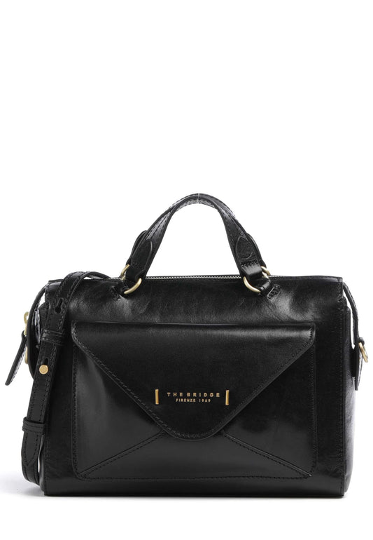 Pelletteria donna, Accessori in pelle donna, Prodotti in pelle donna, Pelletteria di lusso donna, Pelle donna eleganza, Pelle donna alta qualità, Accessori donna in pelle, Borse pelle donna, Portafogli pelle donna, Zaini pelle donna, Portachiavi in pelle donna, Porta carte di credito donna, Borse tracolla pelle donna, Valigie pelle donna, Pelletteria donna elegante, Pelletteria donna casual, Borse pelle donna da lavoro, Borse pelle donna da viaggio, Pelletteria donna per occasioni speciali, Accessori pelle 