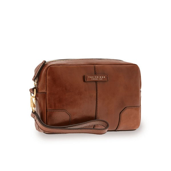 the bridge, pochette vespucci, pochette uomo, Pelletteria uomo the bridge, Accessori in pelle uomo, Prodotti in pelle uomo, Pelletteria di lusso uomo, Pelle uomo eleganza, Pelle uomo alta qualità, Accessori uomo in pelle, Borse pelle uomo, Borse tracolla pelle uomo, Valigie pelle uomo, Pelletteria uomo elegante, Pelletteria uomo casual, Borse pelle uomo da lavoro, Borse pelle uomo da viaggio, Pelletteria uomo per occasioni speciali, Accessori pelle uomo da regalo, Pelle di alta qualità uomo, Pelle morbida u