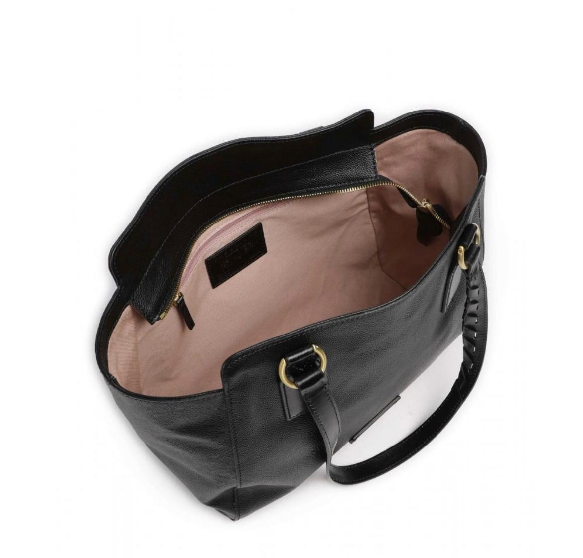 Pelletteria donna, Accessori in pelle donna, Prodotti in pelle donna, Pelletteria di lusso donna, Pelle donna eleganza, Pelle donna alta qualità, Accessori donna in pelle, Borse pelle donna, Portafogli pelle donna, Zaini pelle donna, Portachiavi in pelle donna, Porta carte di credito donna, Borse tracolla pelle donna, Valigie pelle donna, Pelletteria donna elegante, Pelletteria donna casual, Borse pelle donna da lavoro, Borse pelle donna da viaggio, Pelletteria donna per occasioni speciali, Accessori pelle 