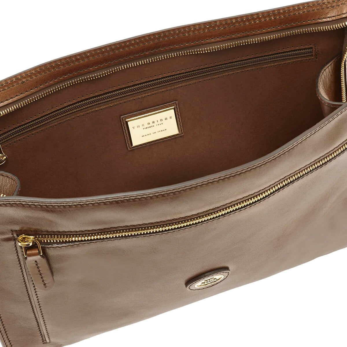 the bridge, sottobraccio story, borsa da lavoro, Pelletteria uomo donna, Accessori in pelle uomo donna , Prodotti in pelle uomo donna, Pelletteria di lusso uomo donna, Pelle uomo donna eleganza, Pelle uomo donna alta qualità, Accessori uomo donna in pelle, Borse pelle uomo donna,  Borse tracolla pelle uomo donna, Pelletteria uomo donna elegante, Pelletteria uomo donna casual, Borse pelle uomo donna da lavoro, Borse pelle uomo donna da viaggio, Pelletteria uomo 