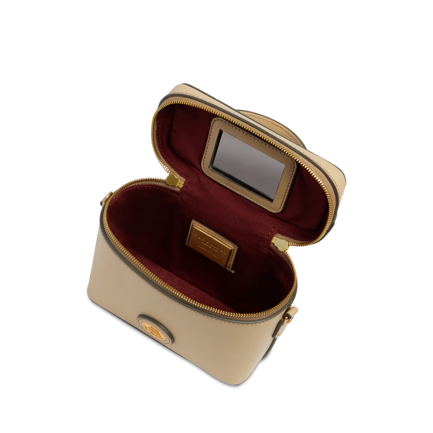 Pelletteria donna, Accessori in pelle donna, Prodotti in pelle donna, Pelletteria di lusso donna, Pelle donna eleganza, Pelle donna alta qualità, Accessori donna in pelle, Borse pelle donna, Portafogli pelle donna, Zaini pelle donna, Portachiavi in pelle donna, Porta carte di credito donna, Borse tracolla pelle donna, Valigie pelle donna, Pelletteria donna elegante, Pelletteria donna casual, Borse pelle donna da lavoro, Borse pelle donna da viaggio, Pelletteria donna per occasioni speciali, Accessori pelle 
