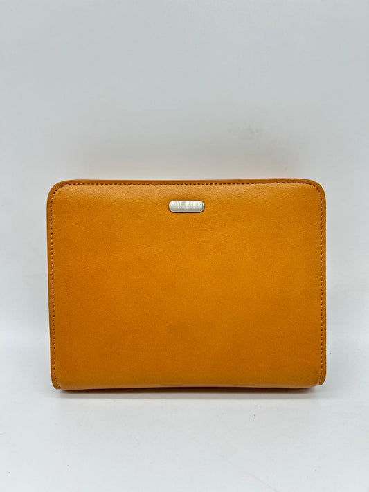 the bridge wayfarer, porta agenda piccola, agenda in pelle, Pelletteria uomo donna, Accessori in pelle uomo donna , Prodotti in pelle uomo donna, Pelletteria di lusso uomo donna, Pelle uomo donna eleganza, Pelle uomo donna alta qualità, Accessori uomo donna in pelle,  Pelletteria uomo donna elegante, Pelletteria uomo donna casual